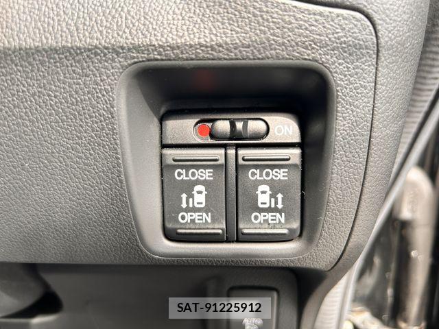 Honda N BOX CUSTOM 2017-04 8660612-10
