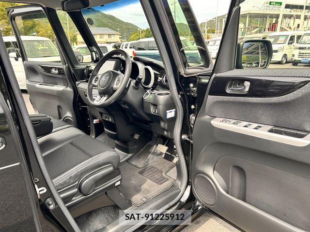 Honda N BOX CUSTOM 2017-04 8660612-19