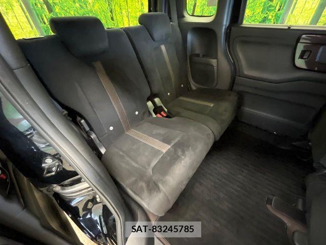Honda N BOX CUSTOM 2019-03 8660576-9