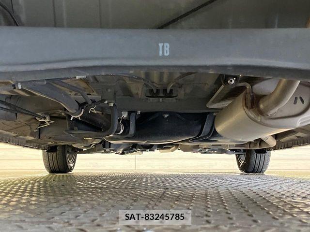 Honda N BOX CUSTOM 2019-03 8660576-18