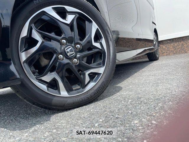 Honda N BOX CUSTOM 2018-04 8660617-12