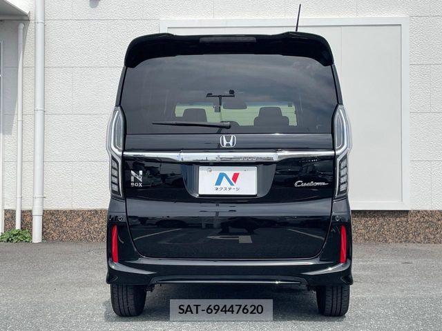 Honda N BOX CUSTOM 2018-04 8660617-14