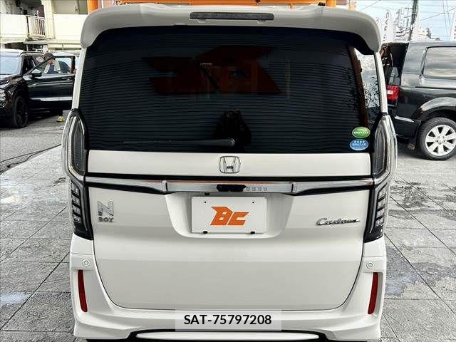 Honda N BOX CUSTOM 2018-08 8660592-13