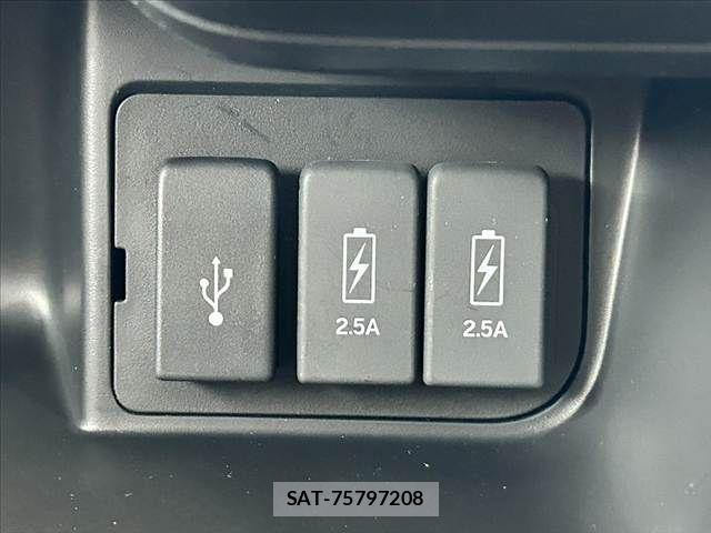 Honda N BOX CUSTOM 2018-08 8660592-20