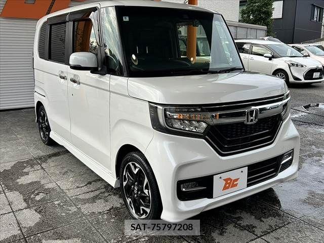 Honda N BOX CUSTOM 2018-08 8660592-7