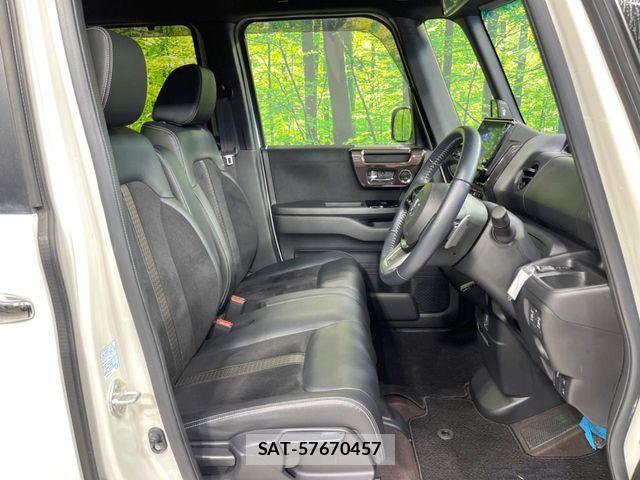 Honda N BOX CUSTOM 2019-10 8660572-7