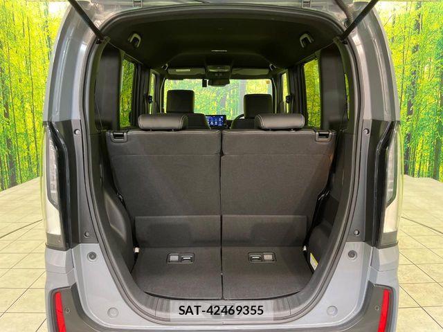 Honda N BOX CUSTOM 2023-10 8660561-9