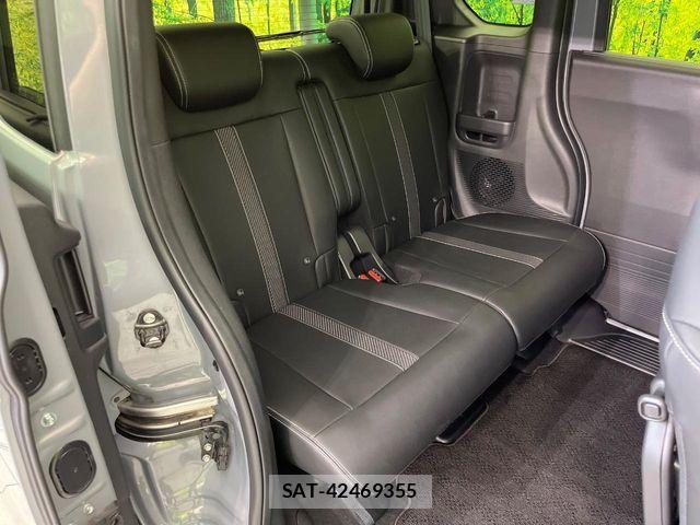 Honda N BOX CUSTOM 2023-10 8660561-8
