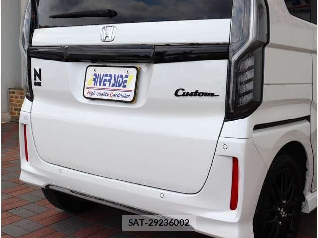 Honda N BOX CUSTOM 2022-08 8660560-10