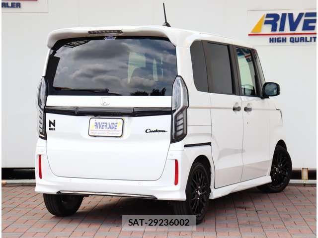 Honda N BOX CUSTOM 2022-08 8660560-2