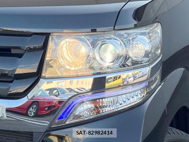 Honda N BOX CUSTOM 2017-02 8666627-11