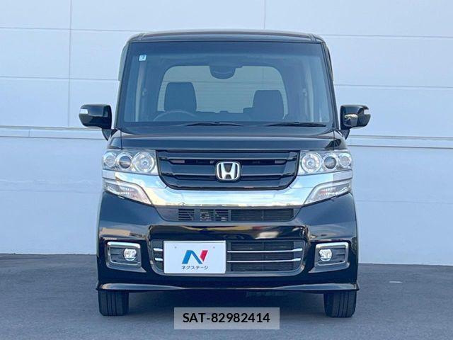 Honda N BOX CUSTOM 2017-02 8666627-13