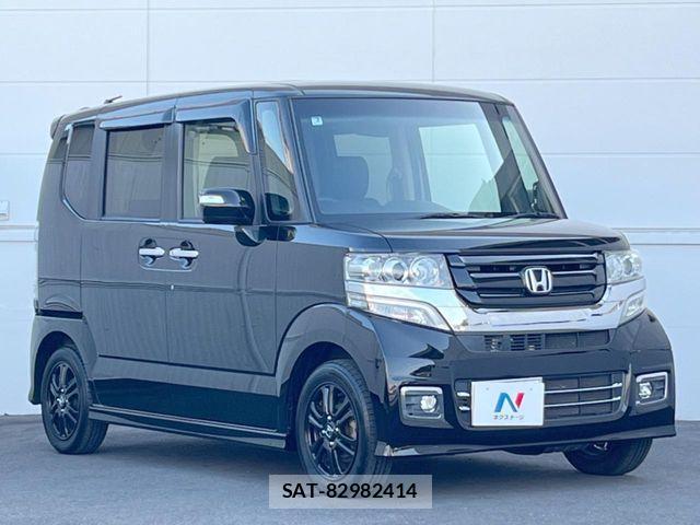 Honda N BOX CUSTOM 2017-02 8666627-15