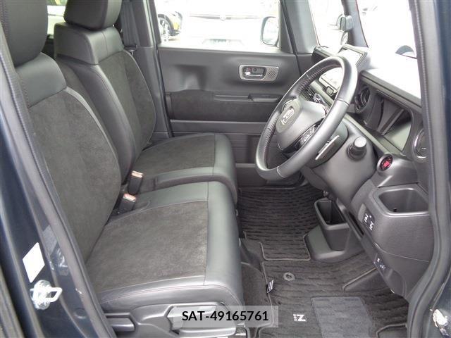 Honda N BOX CUSTOM 2024-10 8666622-15