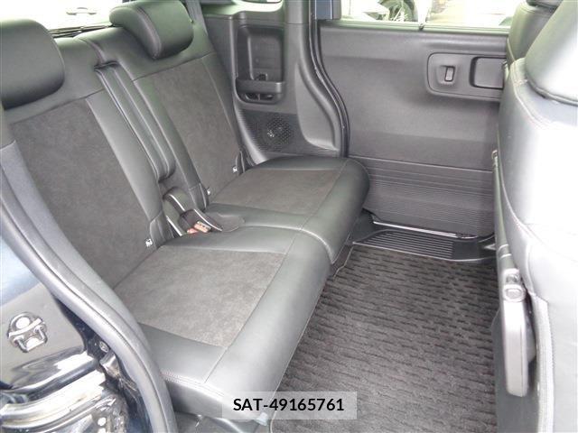 Honda N BOX CUSTOM 2024-10 8666622-16
