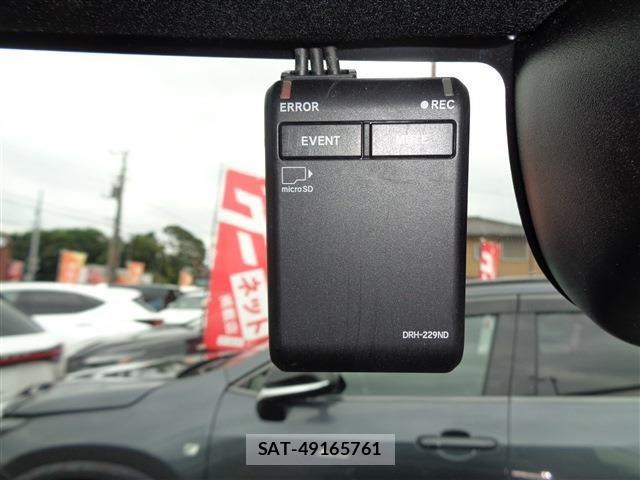 Honda N BOX CUSTOM 2024-10 8666622-17