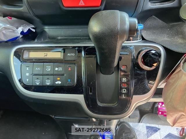 Honda N BOX CUSTOM 2013-06 8666637-17
