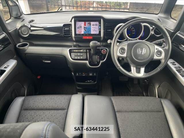 Honda N BOX CUSTOM 2017-09 8660609-16