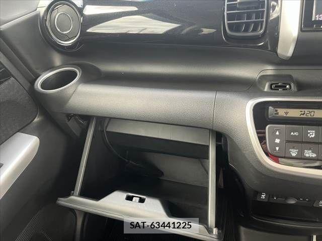 Honda N BOX CUSTOM 2017-09 8660609-29