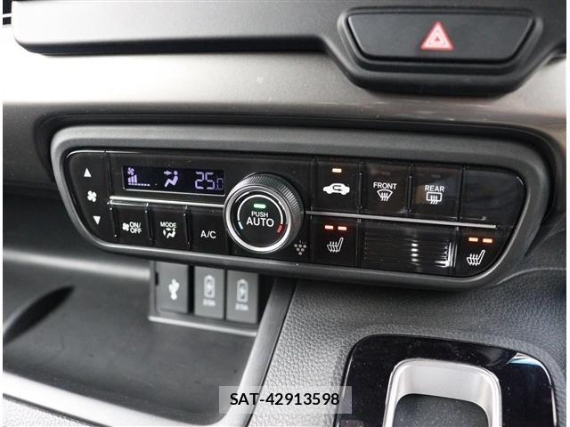 Honda N BOX CUSTOM 2023-03 8660557-11