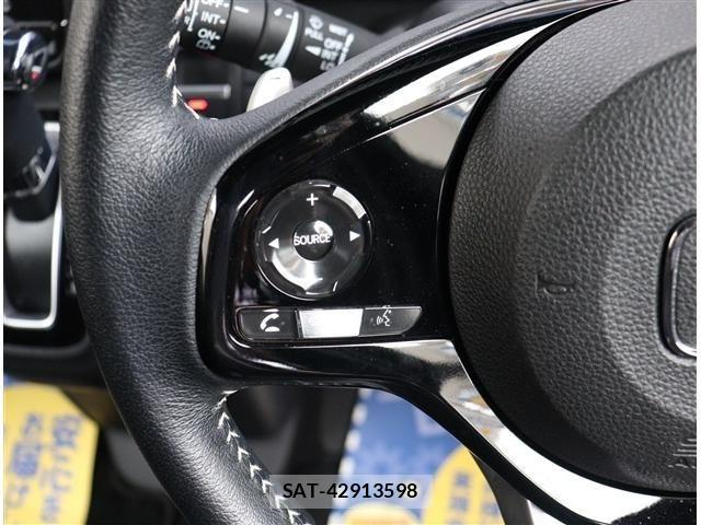 Honda N BOX CUSTOM 2023-03 8660557-13