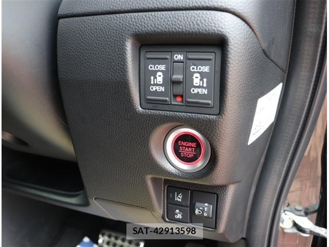 Honda N BOX CUSTOM 2023-03 8660557-15