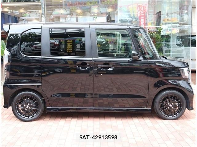 Honda N BOX CUSTOM 2023-03 8660557-3