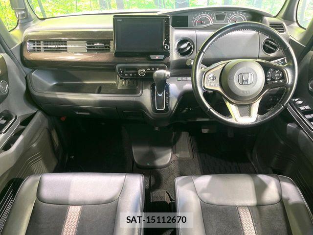 Honda N BOX CUSTOM 2018-04 8660606-1