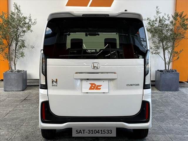 Honda N BOX CUSTOM 2023-10 8666615-13