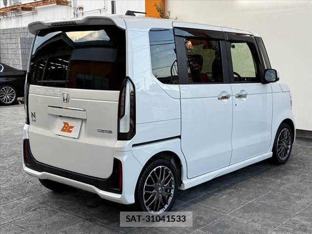 Honda N BOX CUSTOM 2023-10 8666615-14