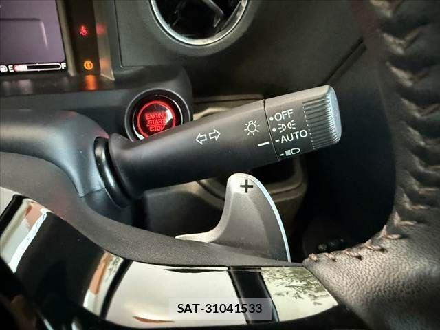 Honda N BOX CUSTOM 2023-10 8666615-28