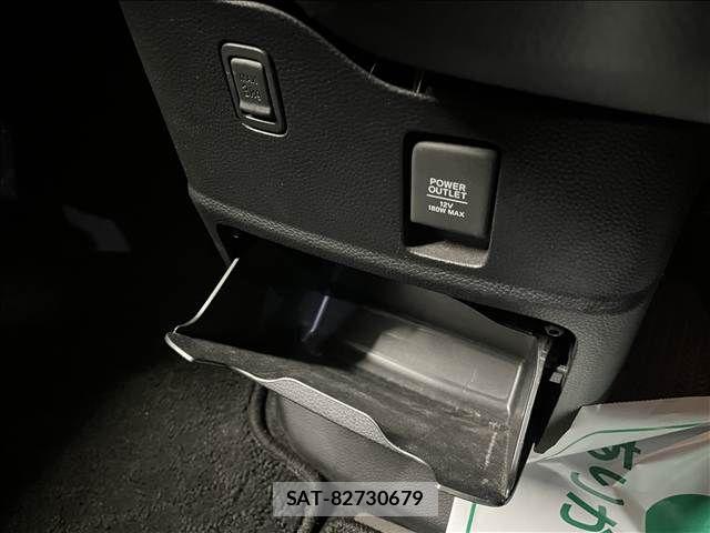 Honda N BOX CUSTOM 2021-03 8666623-24