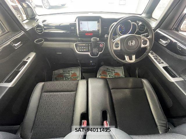 Honda N BOX CUSTOM 2015-03 8660628-1