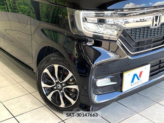 Honda N BOX CUSTOM 2018-03 8660599-11