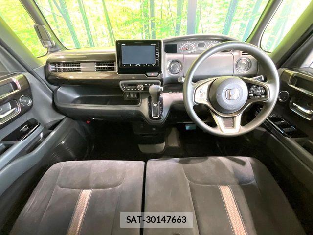 Honda N BOX CUSTOM 2018-03 8660599-1