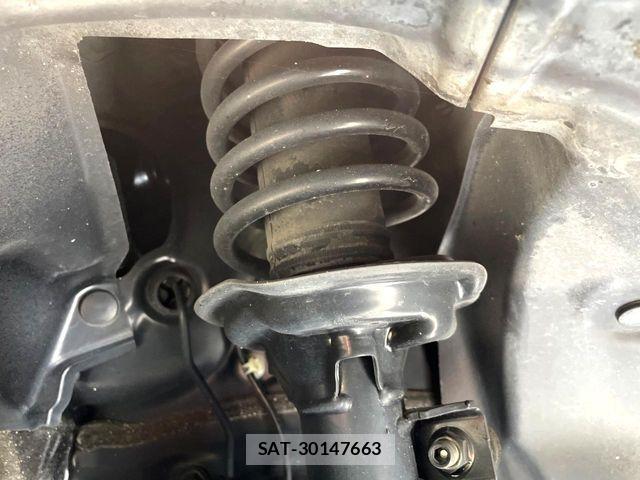Honda N BOX CUSTOM 2018-03 8660599-19