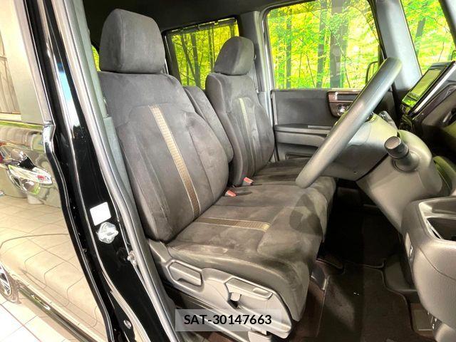Honda N BOX CUSTOM 2018-03 8660599-7