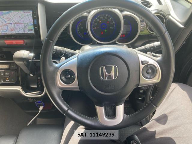 Honda N BOX CUSTOM 2016-05 8660627-13