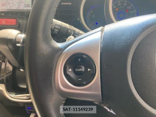 Honda N BOX CUSTOM 2016-05 8660627-14