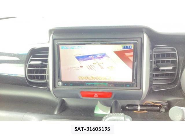 Honda N BOX CUSTOM 2013-11 8660646-12