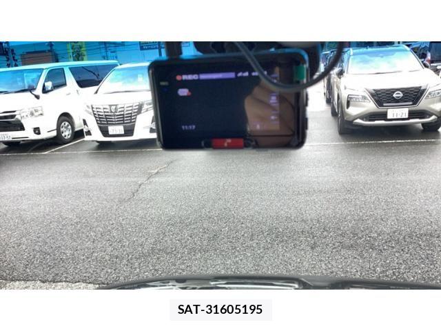 Honda N BOX CUSTOM 2013-11 8660646-13