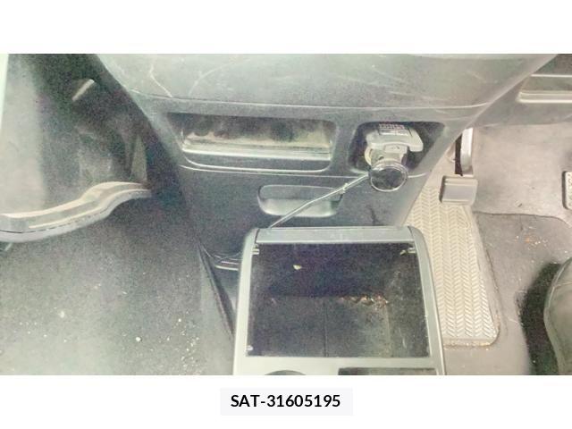Honda N BOX CUSTOM 2013-11 8660646-15