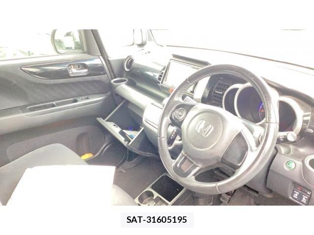 Honda N BOX CUSTOM 2013-11 8660646-6