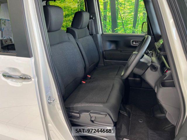 Honda N BOX CUSTOM 2024-09 8666608-7