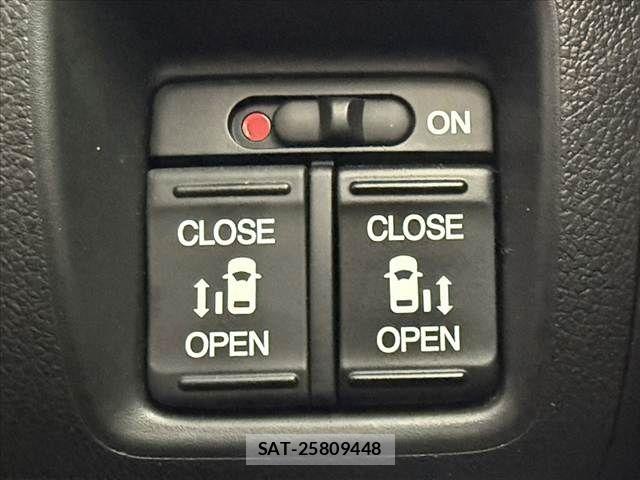 Honda N BOX CUSTOM 2016-09 8660611-4