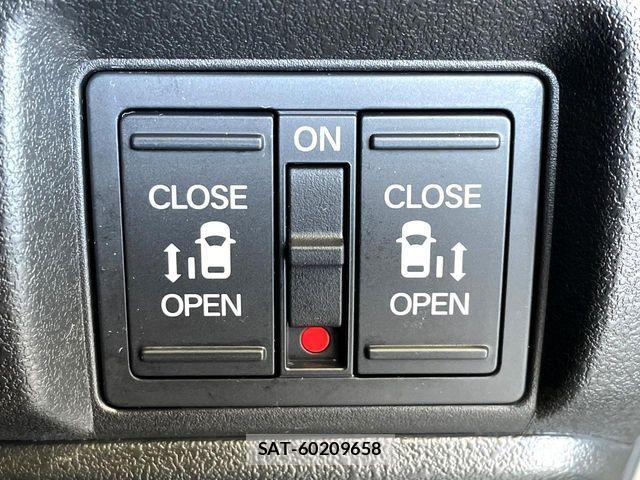 Honda N BOX CUSTOM 2023-12 8660568-3