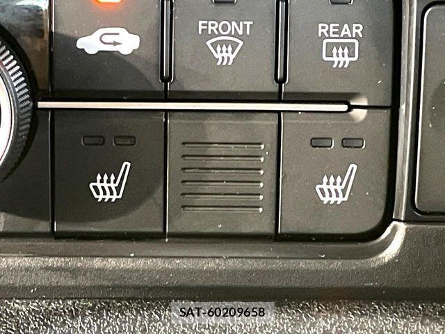 Honda N BOX CUSTOM 2023-12 8660568-5