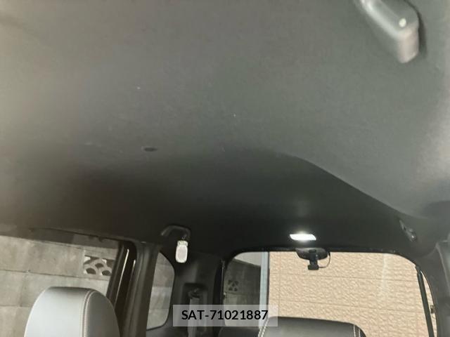 Honda N BOX CUSTOM 2023-02 8666616-10