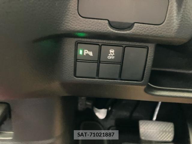 Honda N BOX CUSTOM 2023-02 8666616-18