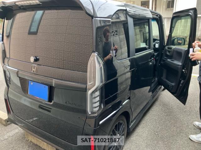 Honda N BOX CUSTOM 2023-02 8666616-5